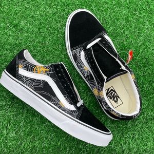 Spiderweb Vans
